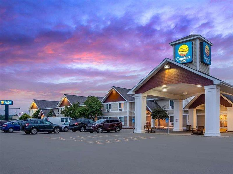 Comfort Inn Айрон-Маунтин Экстерьер фото