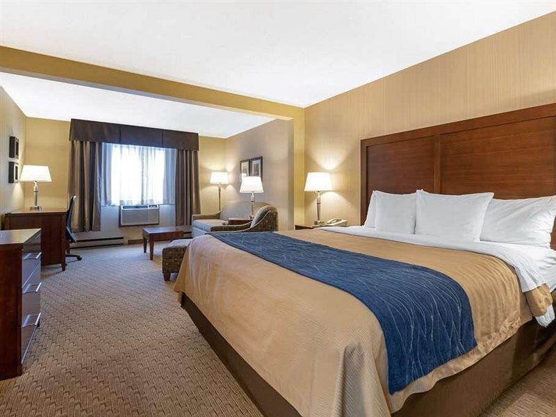Comfort Inn Айрон-Маунтин Экстерьер фото