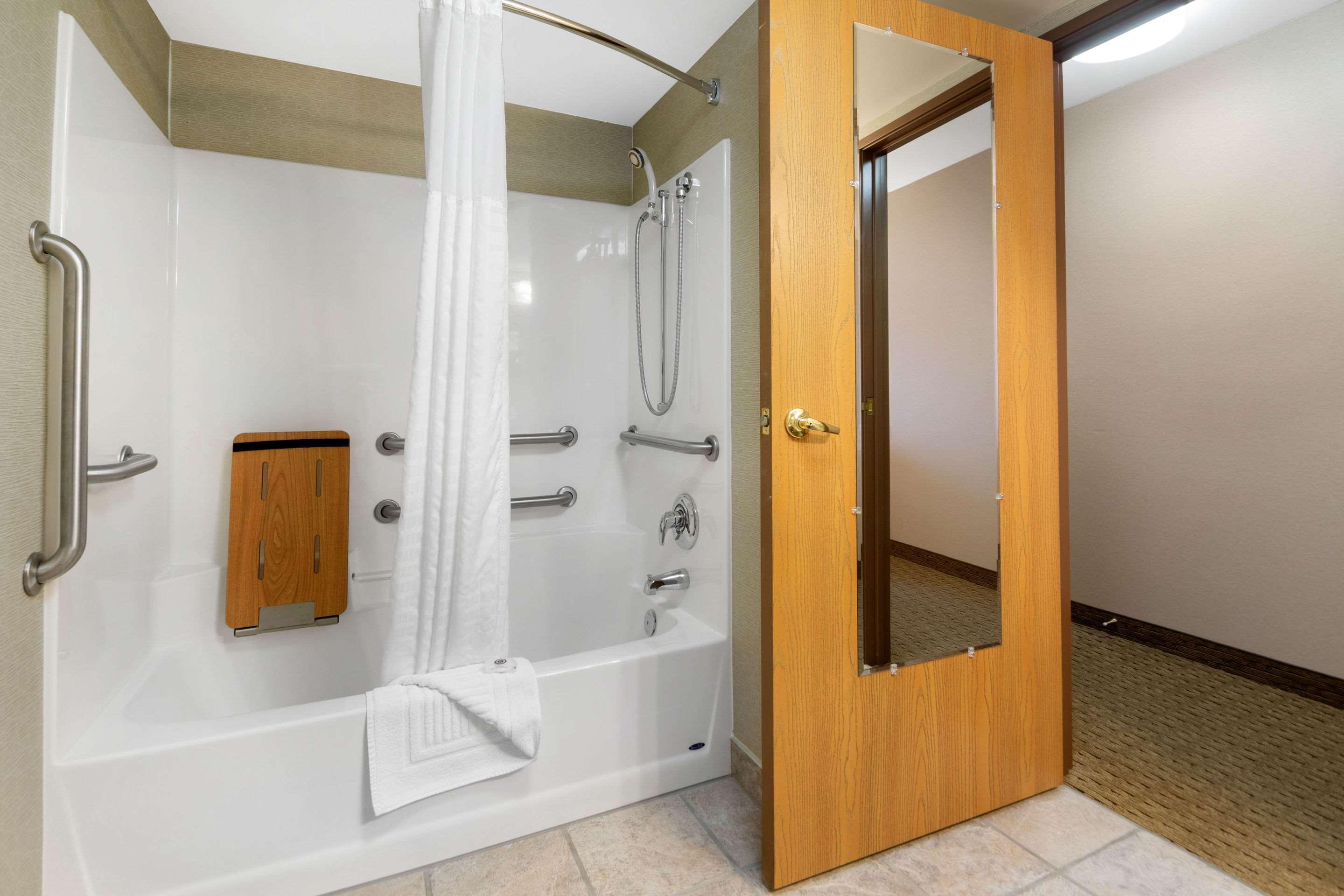 Comfort Inn Айрон-Маунтин Экстерьер фото